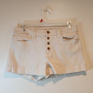 7 For All Mankind Jean Shorts White Gold Buttons Women's Sz 28 EUC VERY NICE
